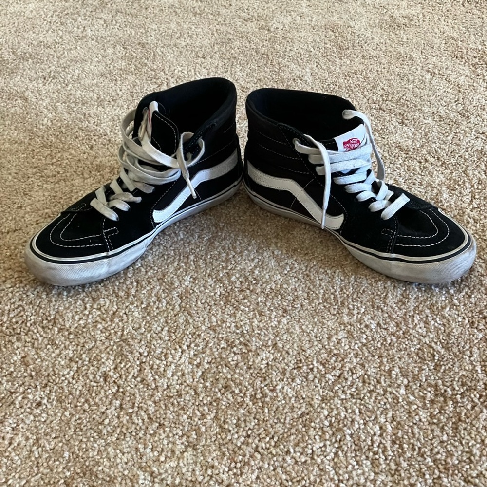 Vans Classic Black and White High-Tops Size 7.5 (Men’s)